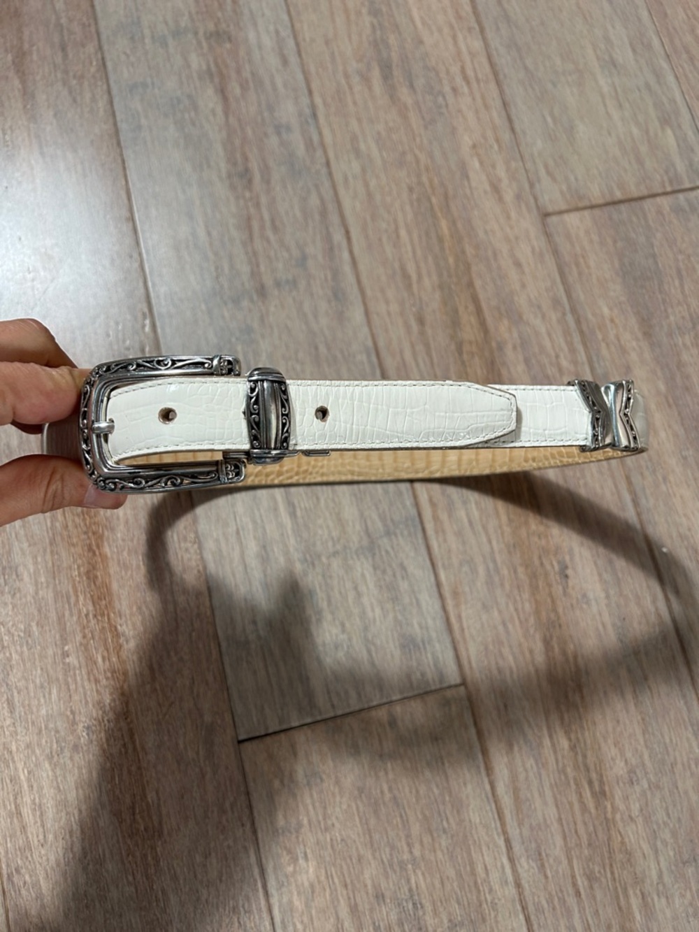 Brighton White Leather Belt with Silver Buckle size small VTG